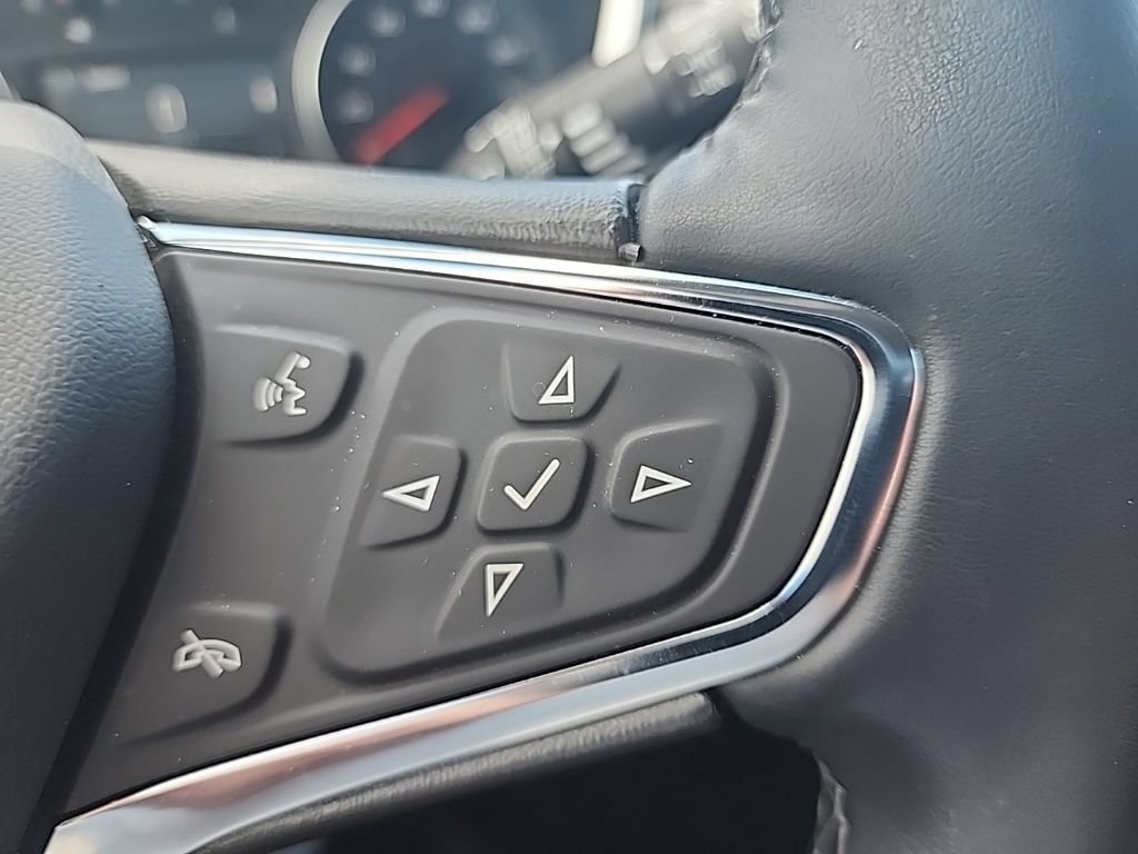 Used 2023 Chevrolet Equinox LT AWD/4WD image 15