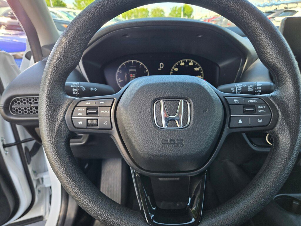 Certified 2025 Honda HR-V LX image 25
