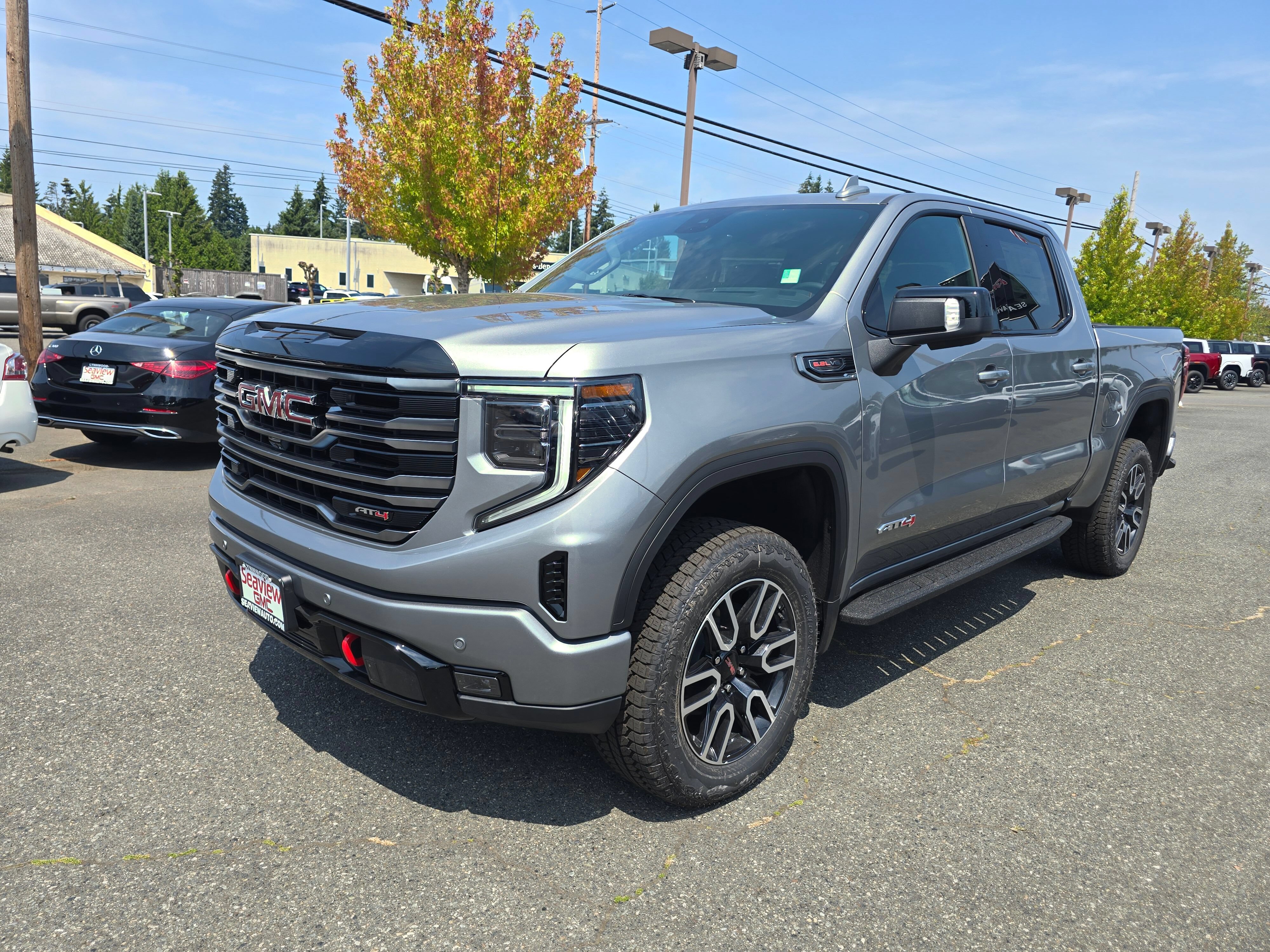 New 2026 GMC Sierra 1500 AT4 w/ AT4 Premium Package AWD/4WD image 3