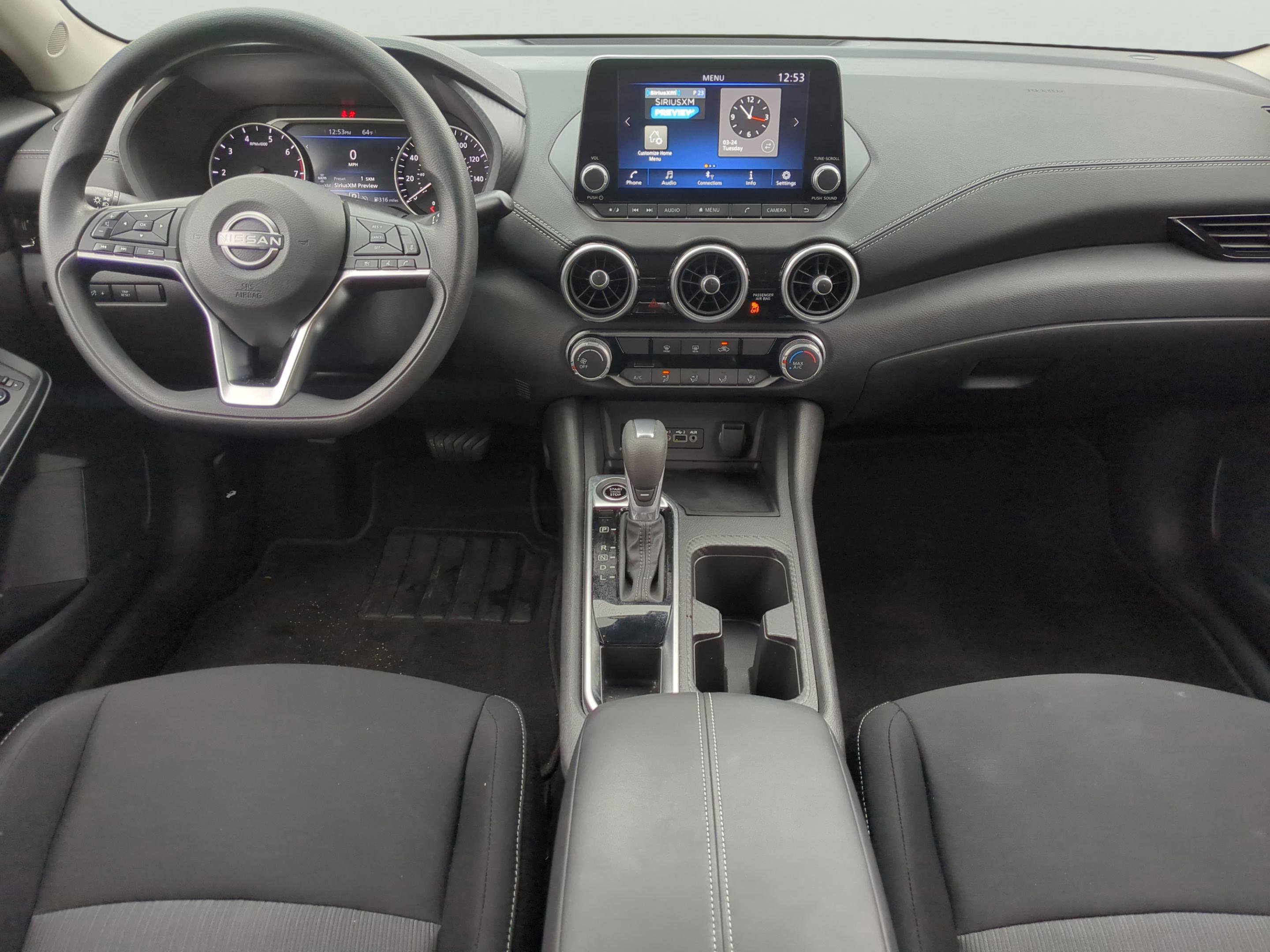 Used 2025 Nissan Sentra SV image 9