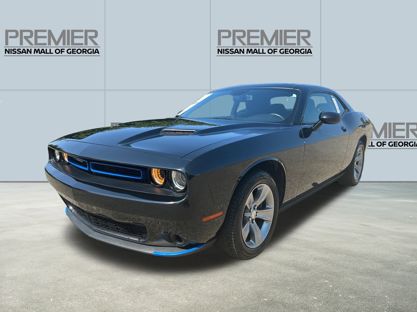 Used 2019 Dodge Challenger SXT