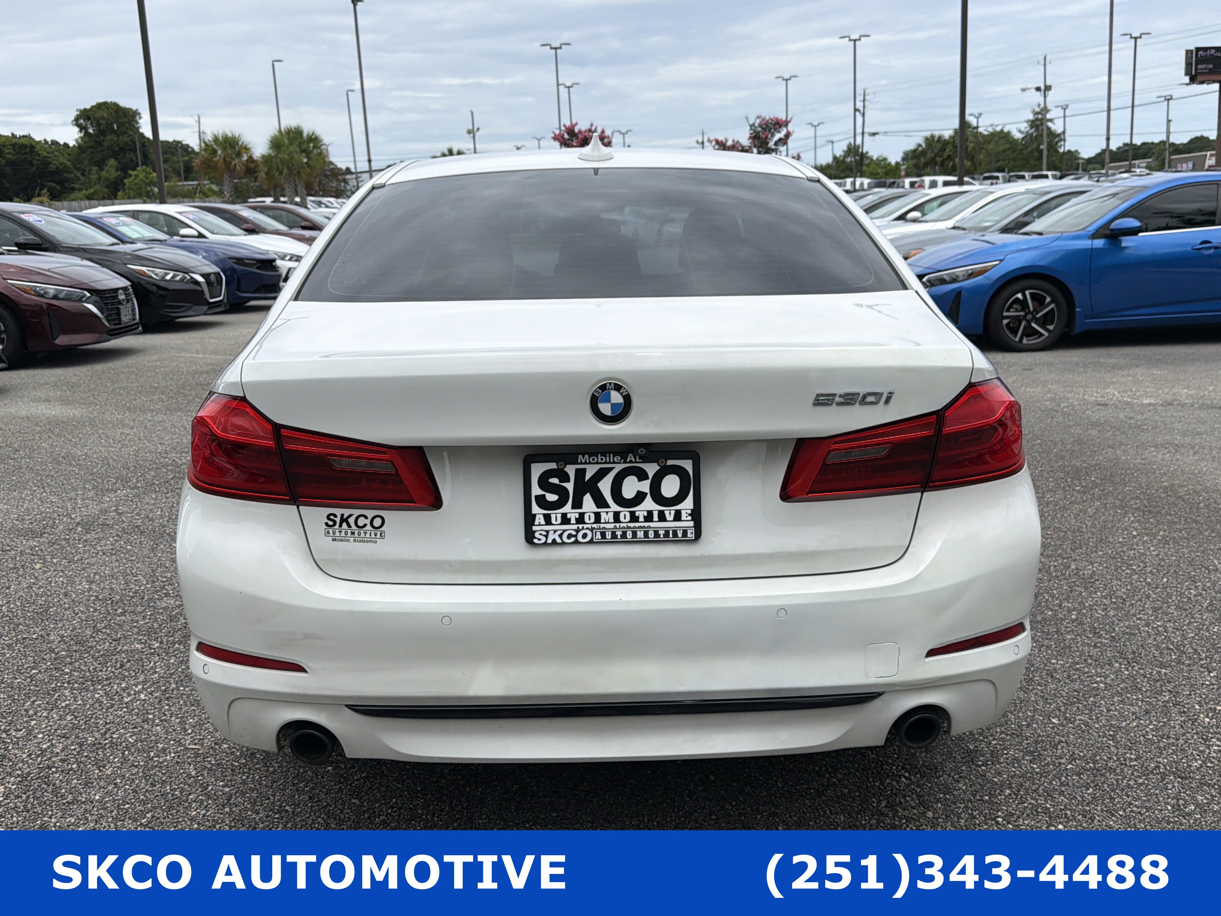 Used 2020 BMW 530i w/ Premium Package RWD image 4
