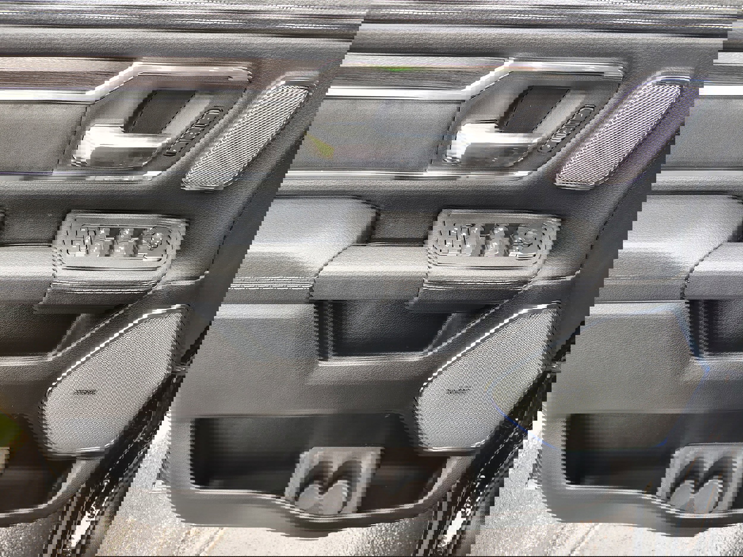 New 2026 RAM 1500 Laramie w/ Night Edition image 15