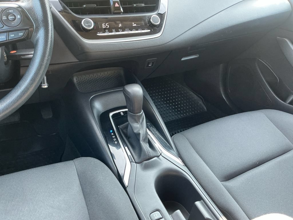 Used 2023 Toyota Corolla LE FWD image 12