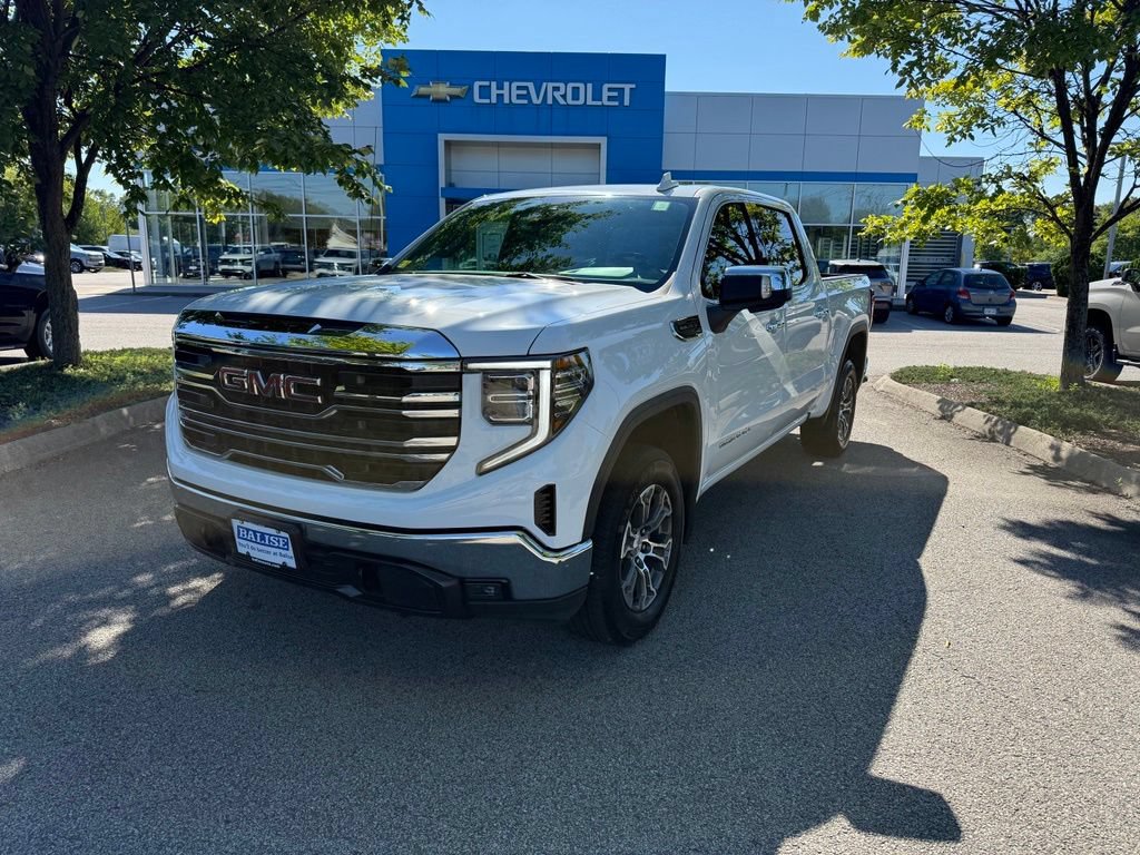 Used 2026 GMC Sierra 1500 SLT AWD/4WD image 9