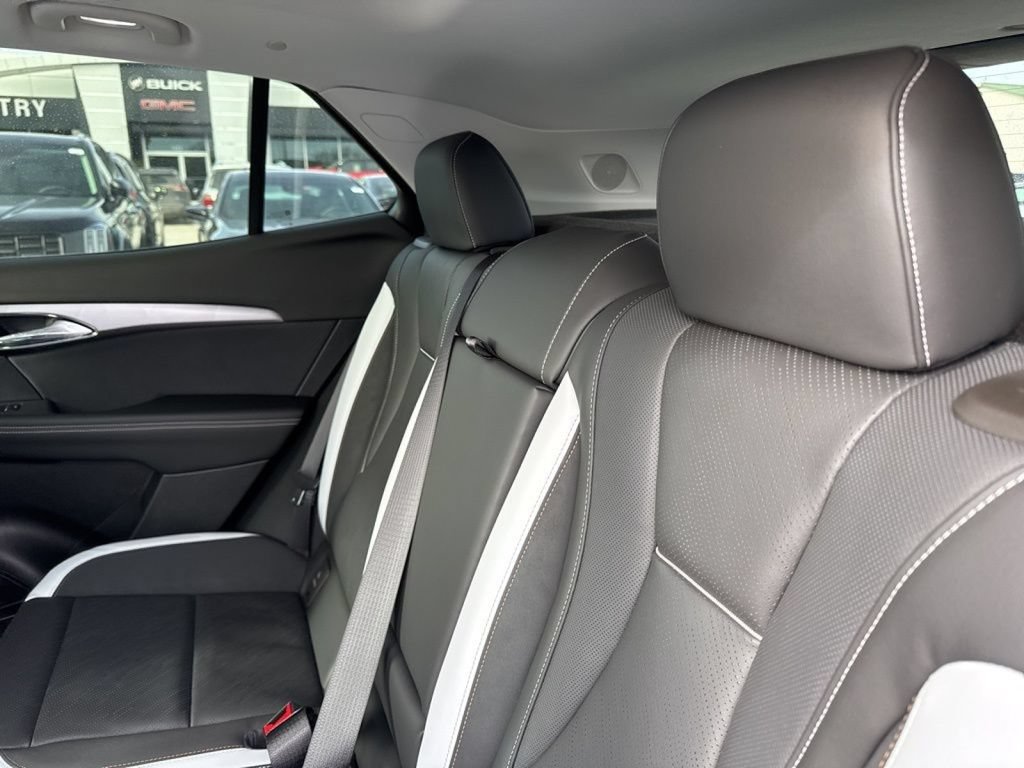 New 2026 Buick Envision Sport Touring AWD/4WD image 38