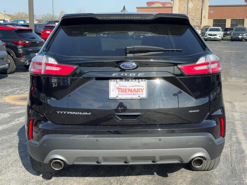 Used 2024 Ford Edge Titanium image 5