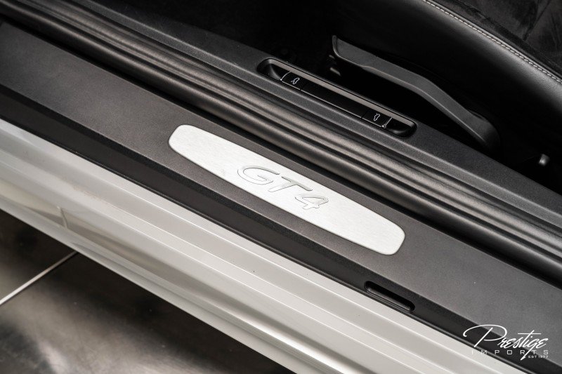 Used 2020 Porsche 718 Cayman GT4 image 24