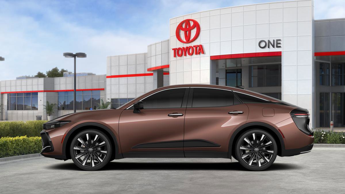 New 2026 Toyota Crown Platinum image 60