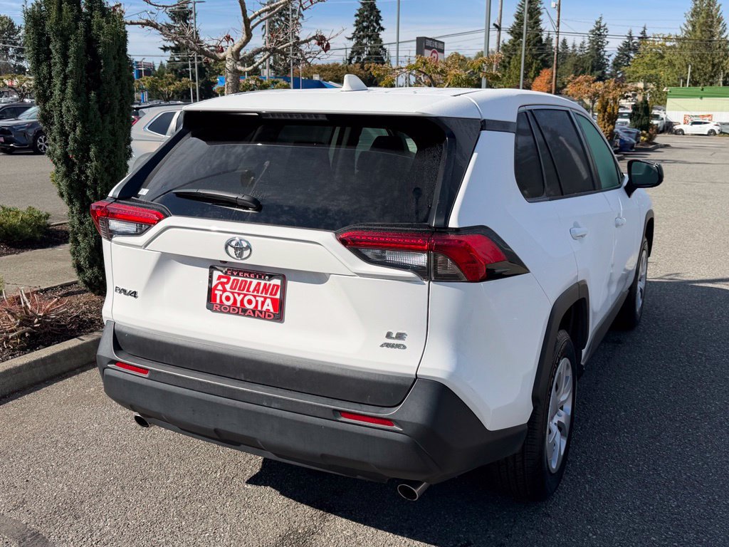 Certified 2025 Toyota RAV4 LE AWD/4WD image 7