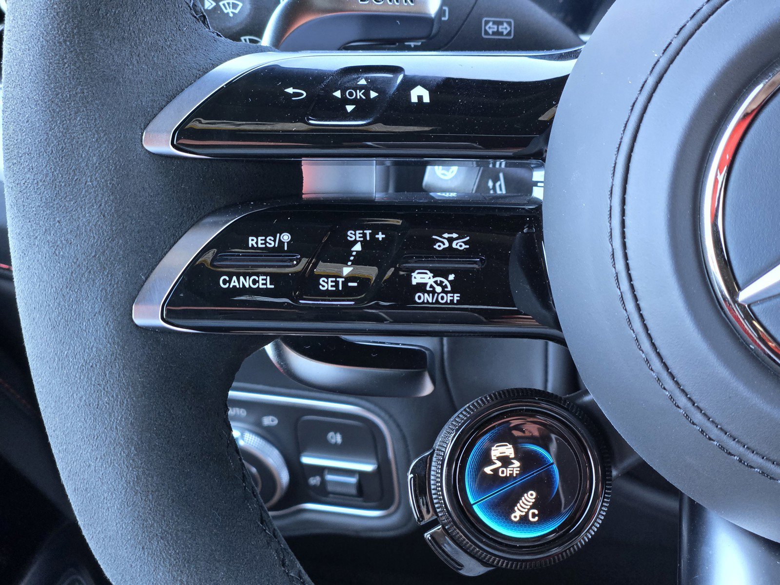 Used 2025 Mercedes-Benz G 63 AMG 4MATIC image 19