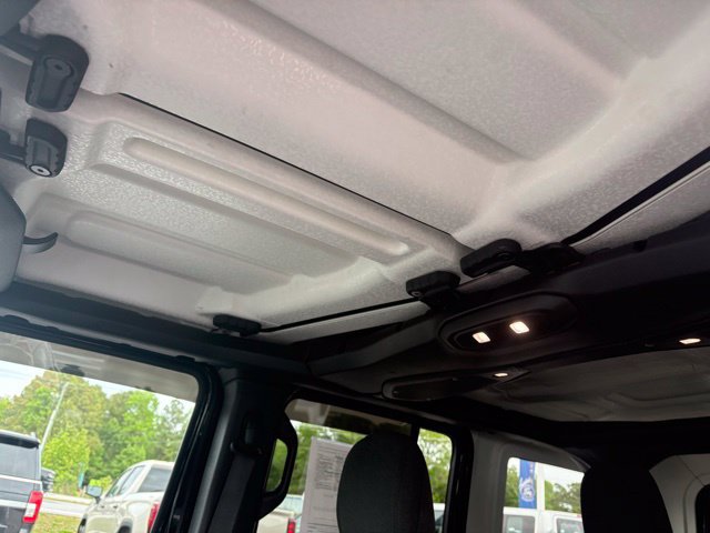 Used 2024 Jeep Wrangler Unlimited Sahara w/ Safety Group AWD/4WD image 20