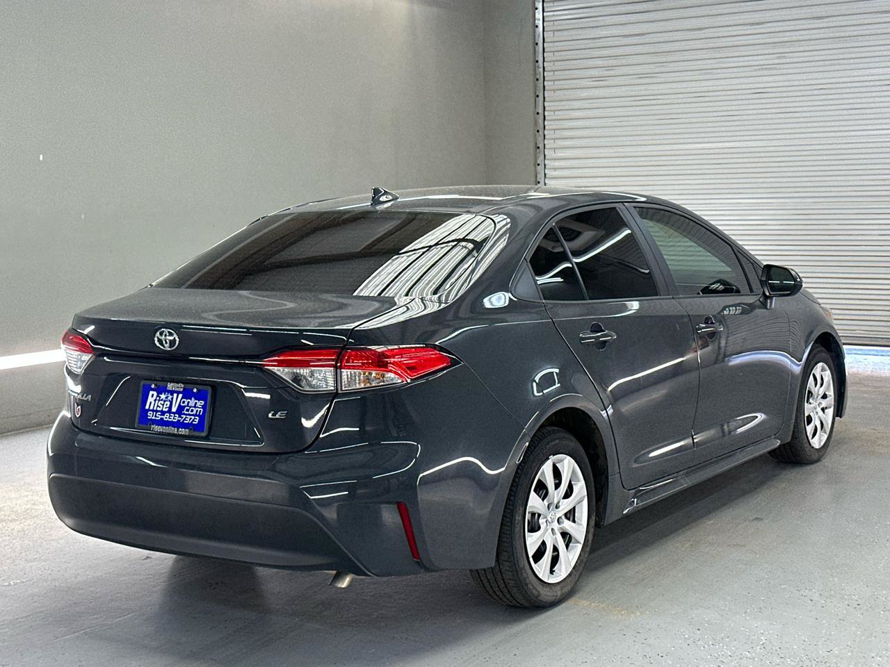 Used 2025 Toyota Corolla LE FWD image 7