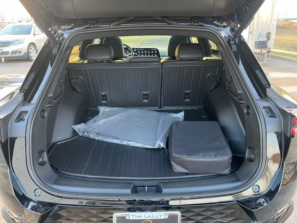 New 2025 Chevrolet Equinox EV RS image 29
