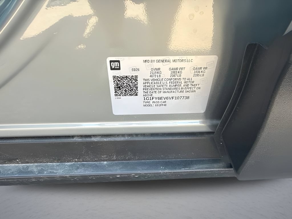 Used 2027 Chevrolet Bolt LT w/ Comfort Package FWD image 36