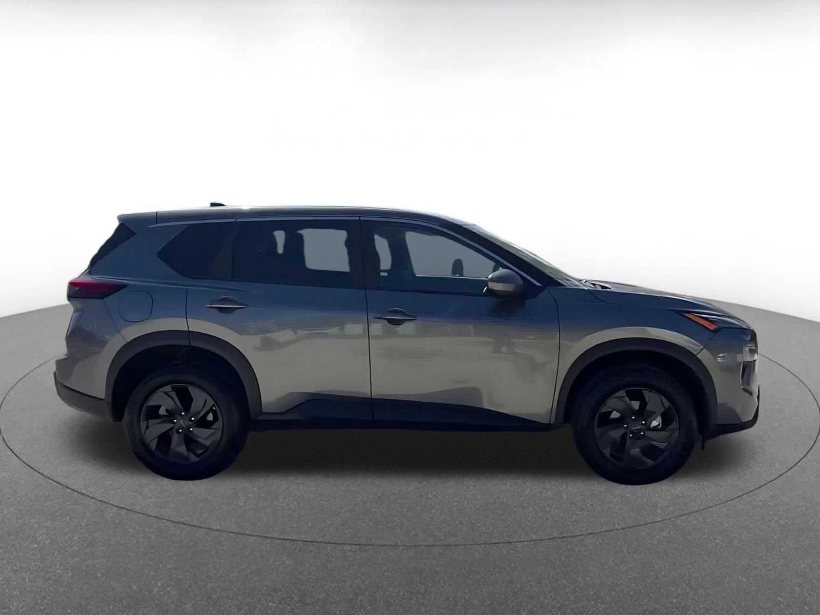 Used 2026 Nissan Rogue SV AWD/4WD image 15