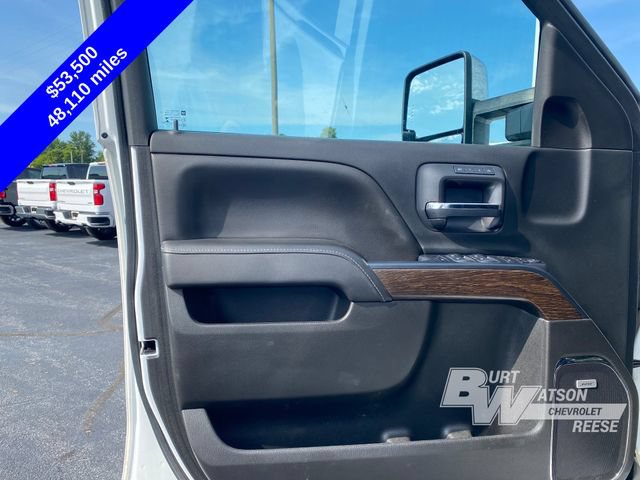 Used 2018 GMC Sierra 2500 Denali w/ Duramax Plus Package AWD/4WD image 12