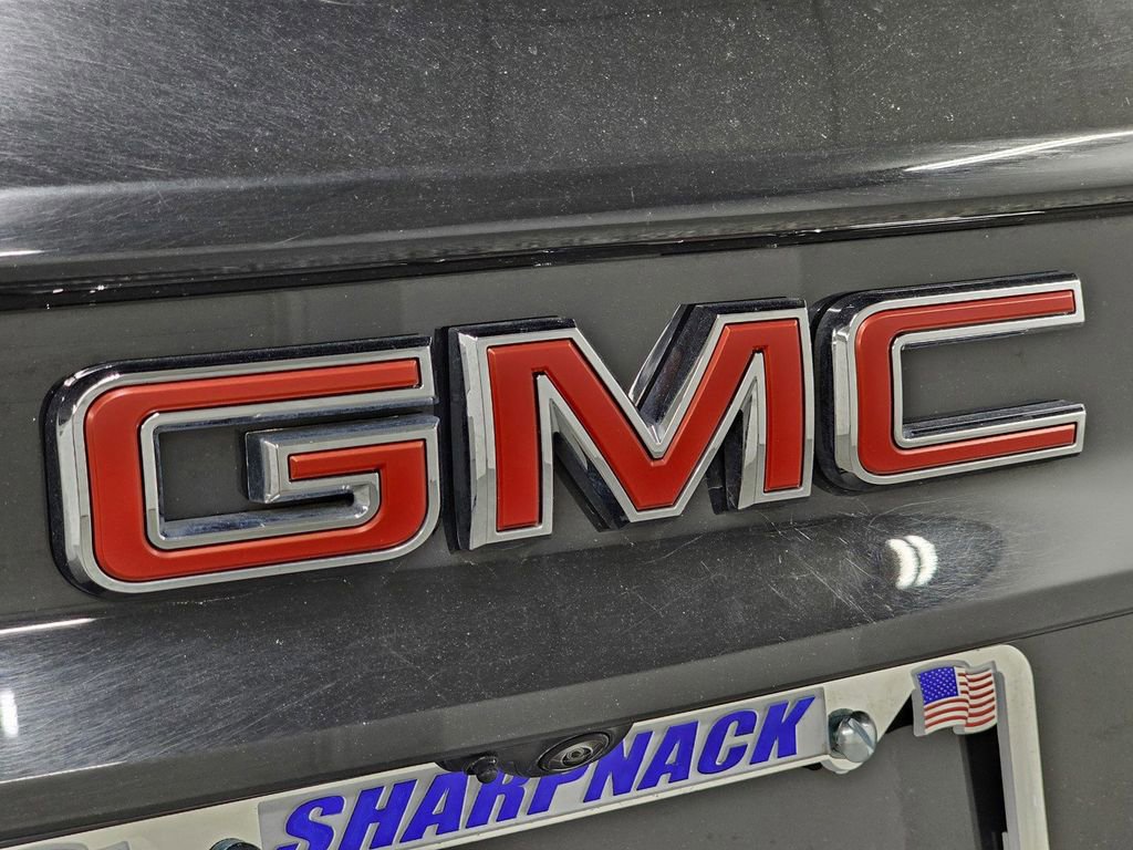 Used 2025 GMC Acadia Elevation image 28