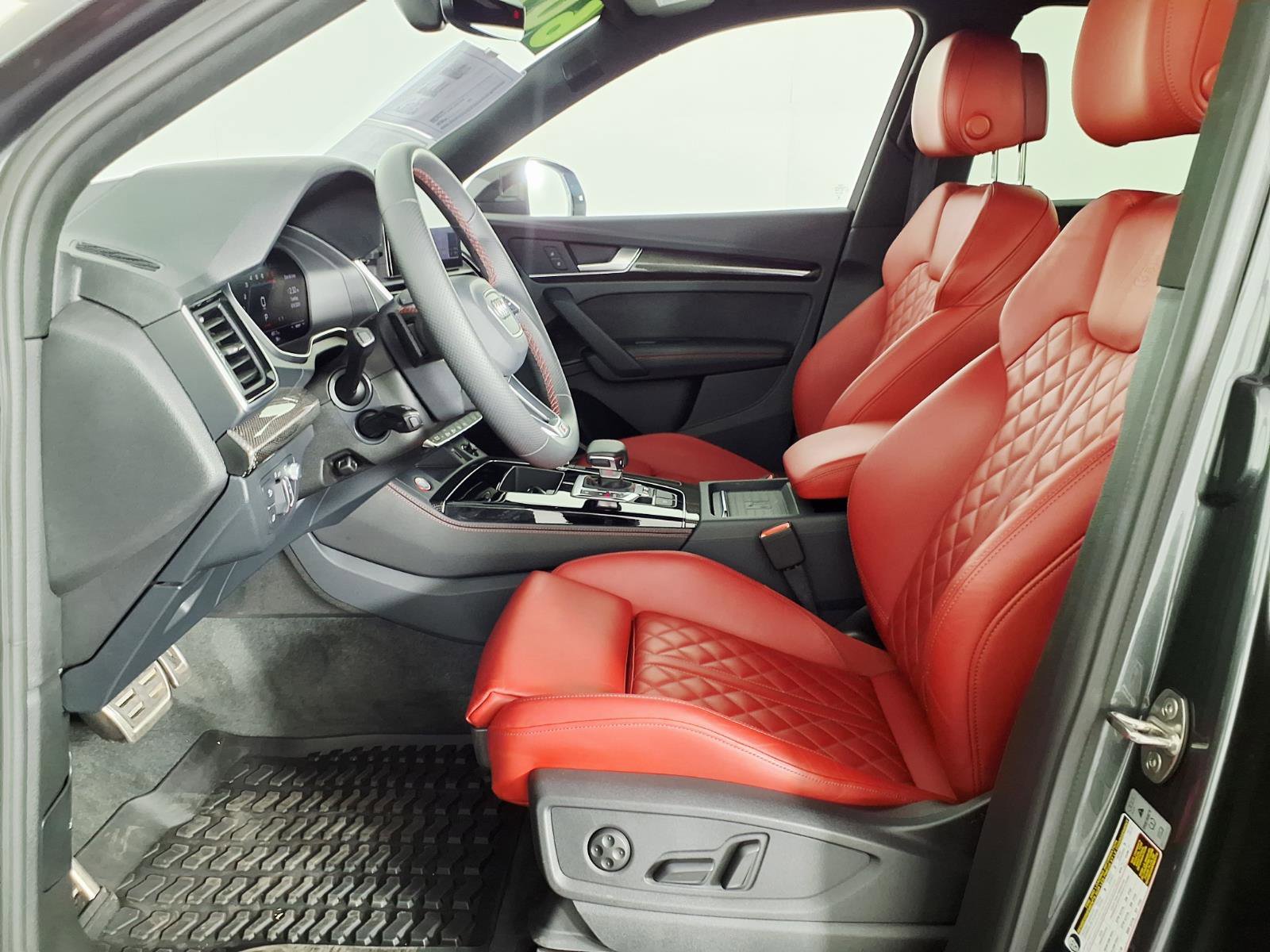 Used 2024 Audi SQ5 Prestige AWD/4WD image 17