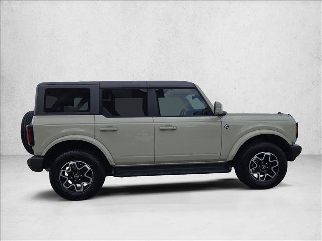 Used 2025 Ford Bronco Outer Banks AWD/4WD video 4