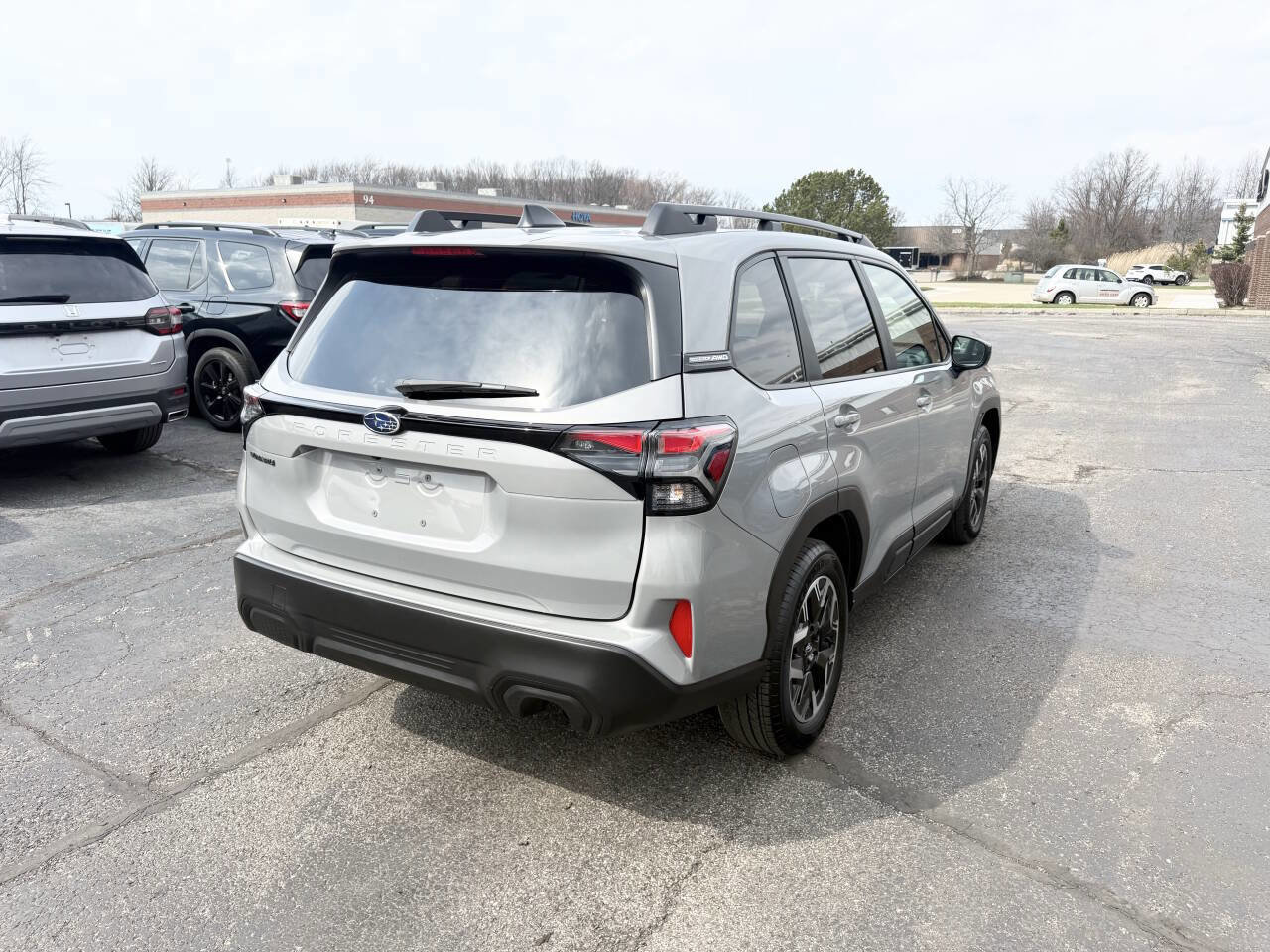Used 2025 Subaru Forester Premium AWD/4WD image 6