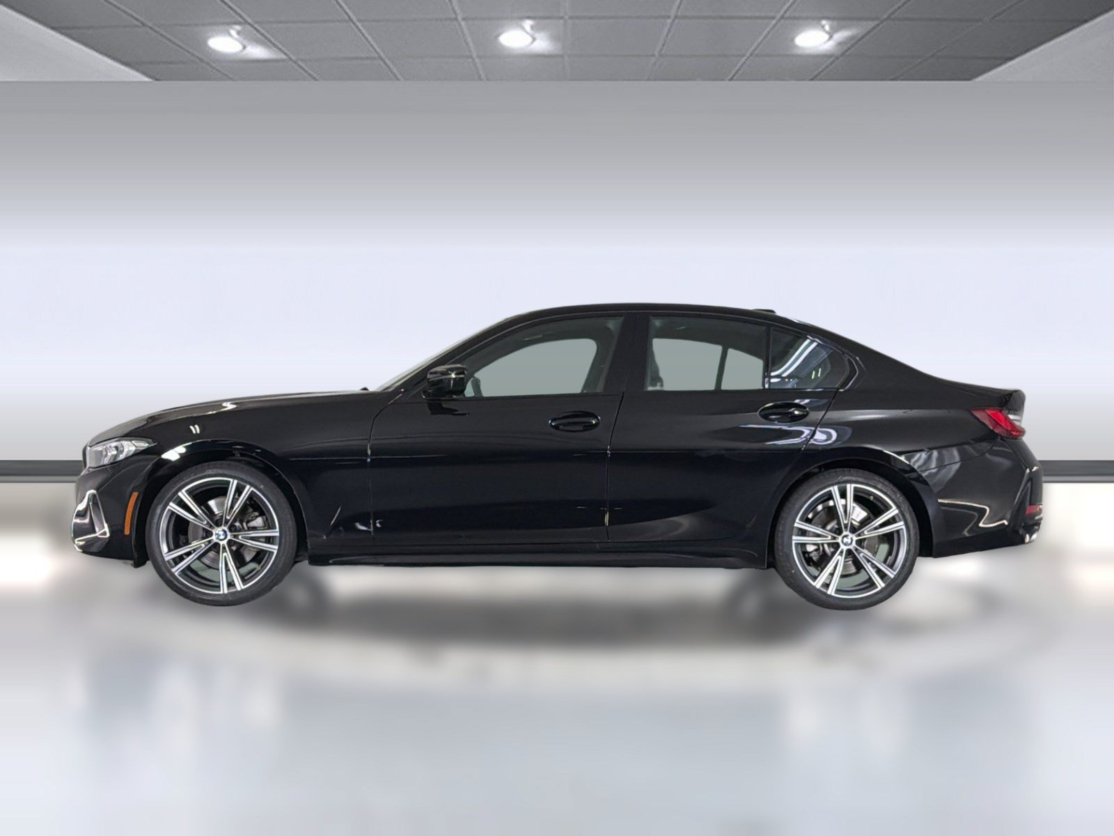 Used 2023 BMW 330i Sedan w/ Driving Assistance Package RWD image 2