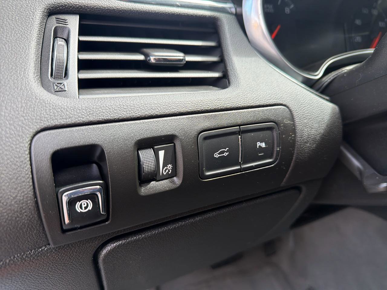 Used 2014 Chevrolet Impala LS w/ LS Convenience Package image 43