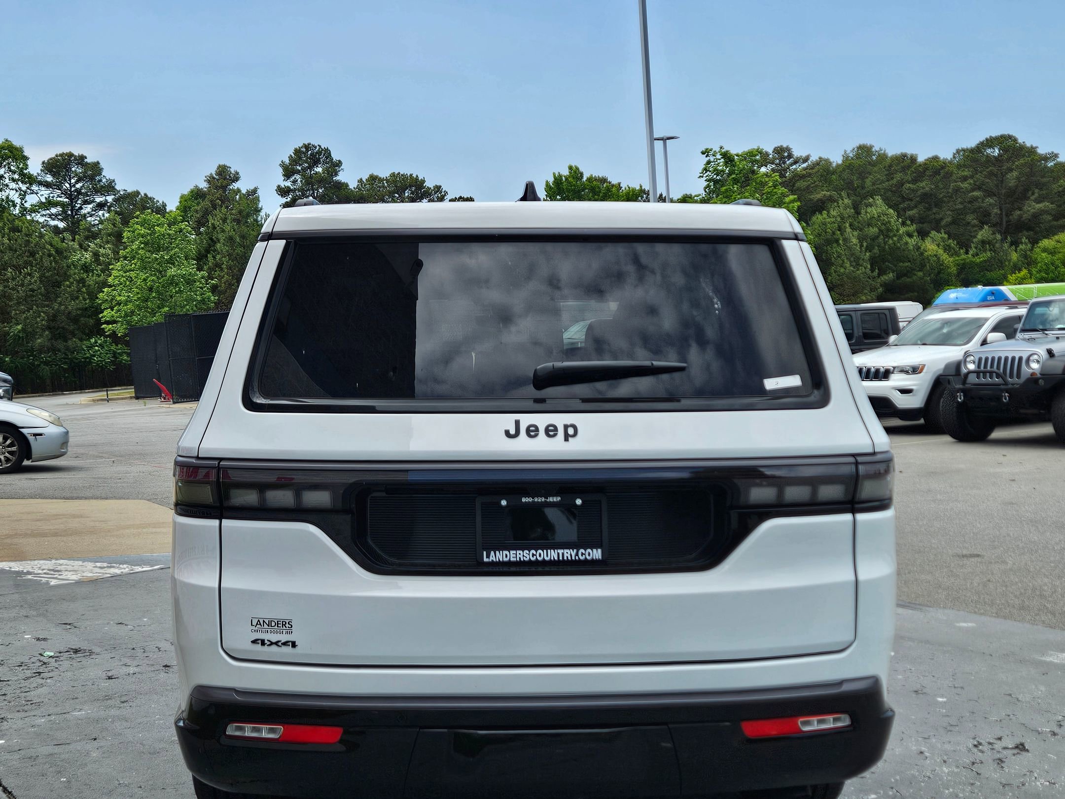 New 2026 Jeep Grand Wagoneer L Limited AWD/4WD image 6
