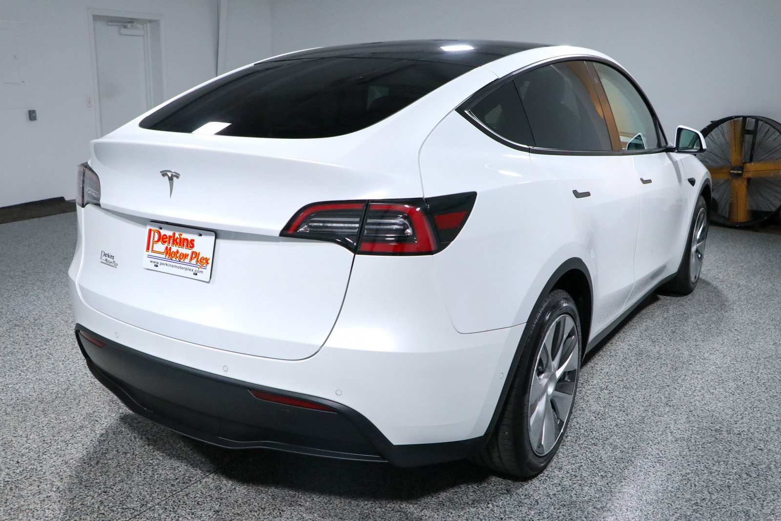Used 2020 Tesla Model Y Long Range AWD/4WD image 7