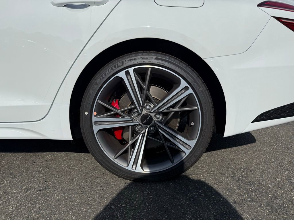 Certified 2025 Genesis G70 3.3T Advanced w/ Sport Prestige Package image 9