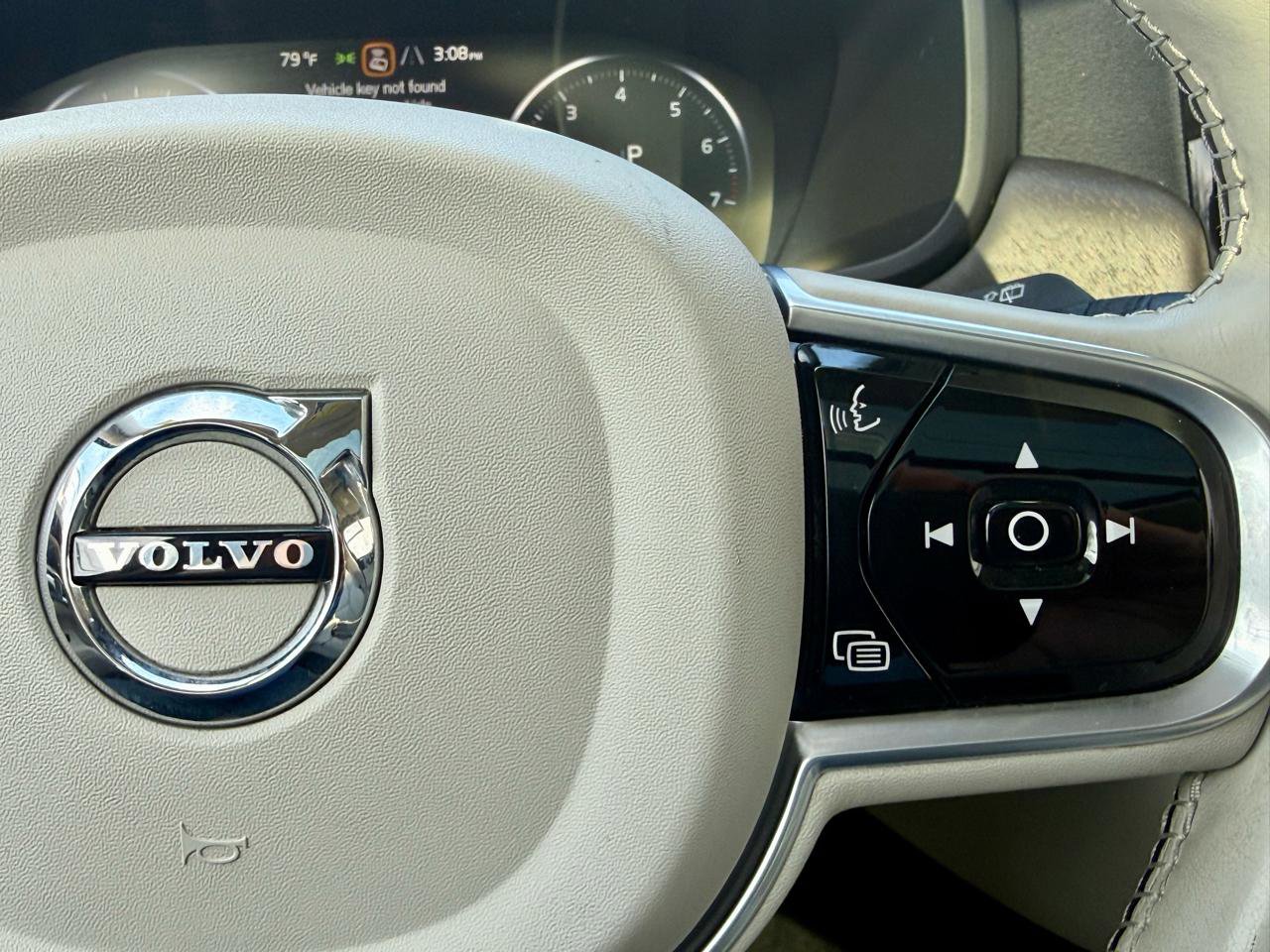 Used 2020 Volvo V90 T6 Cross Country AWD/4WD image 35