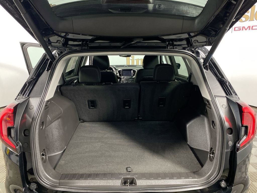 Certified 2023 GMC Terrain SLE w/ Driver Convenience Package image 22