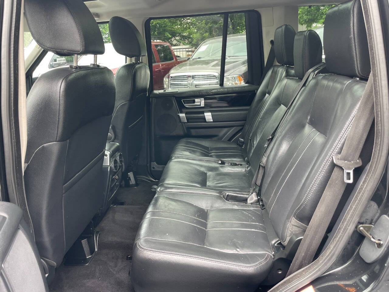 Used 2016 Land Rover LR4 HSE Silver Edition AWD/4WD image 18