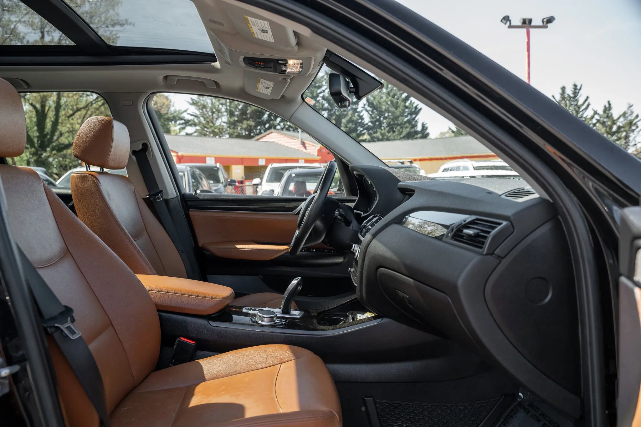 Used 2017 BMW X3 xDrive28i AWD/4WD image 13