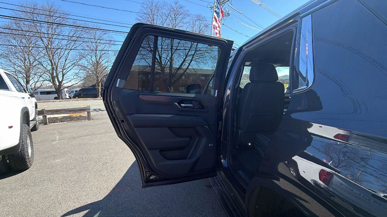 New 2026 GMC Yukon Denali image 33