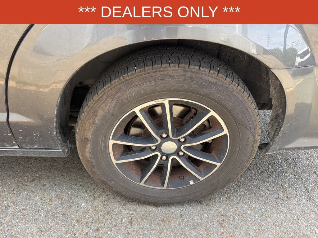 Used 2017 Dodge Grand Caravan GT image 7