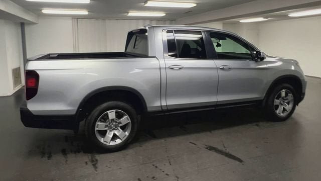 Used 2025 Honda Ridgeline RTL image 9