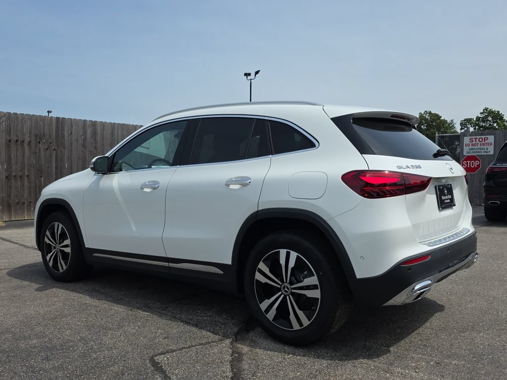 New 2026 Mercedes-Benz GLA 250 image 3