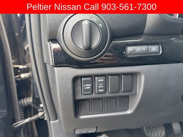 Used 2024 Nissan Titan SV w/ SV Convenience Package image 12