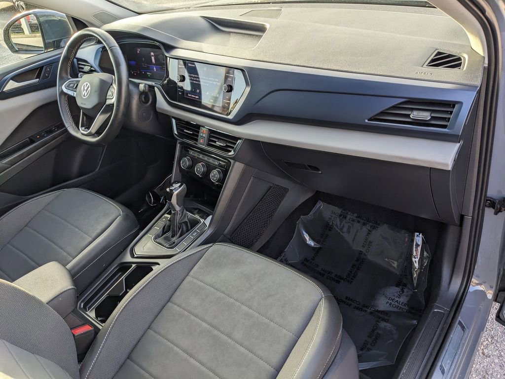 Used 2023 Volkswagen Taos SE image 10