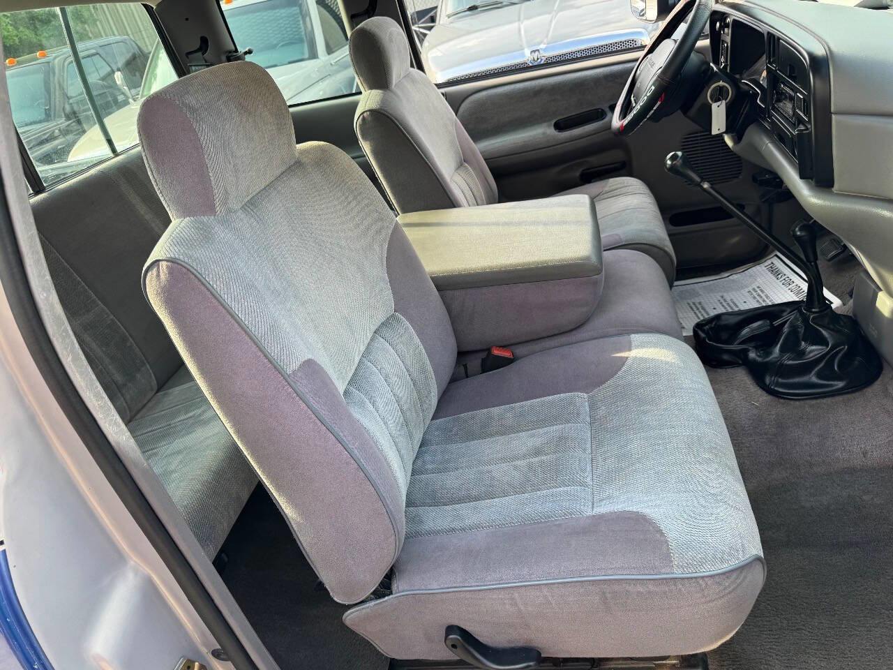 Used 1996 Dodge Ram 3500 Truck 4x4 Club Cab image 10