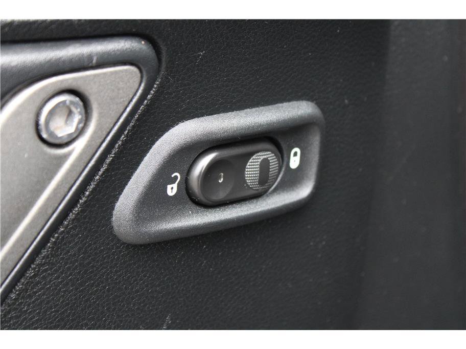 Used 2017 Jeep Wrangler Unlimited Sport w/ Power Convenience Group image 13