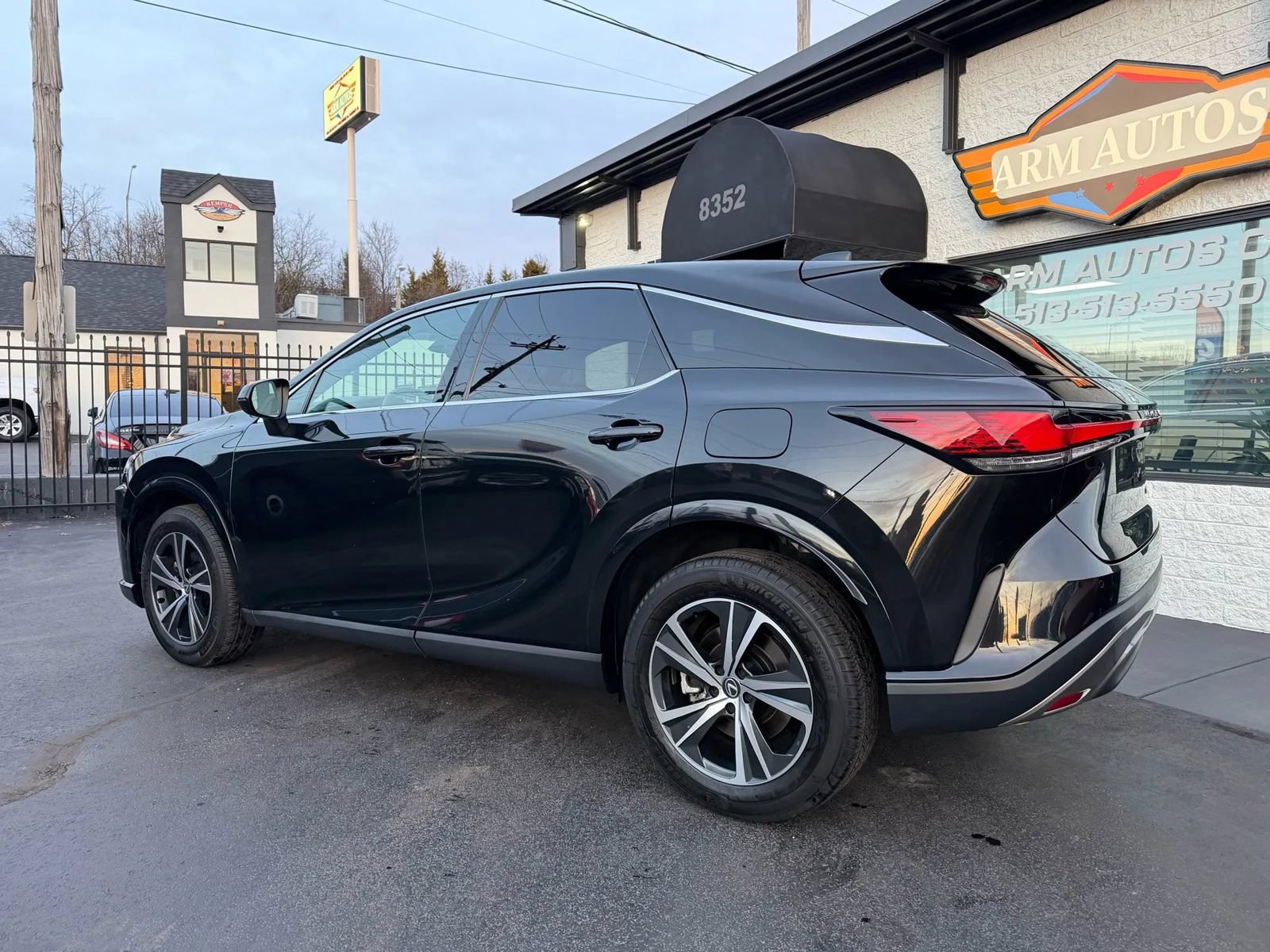 Used 2023 Lexus RX 350 FWD image 6