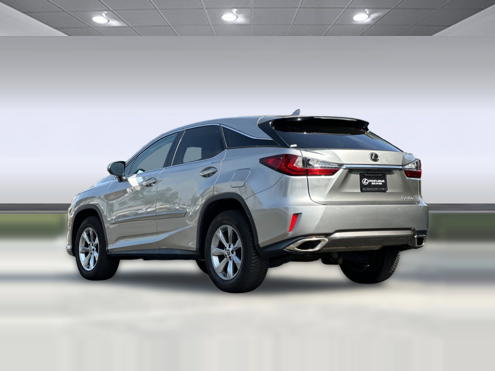 Used 2019 Lexus RX 350 FWD w/ Accessory Package image 3