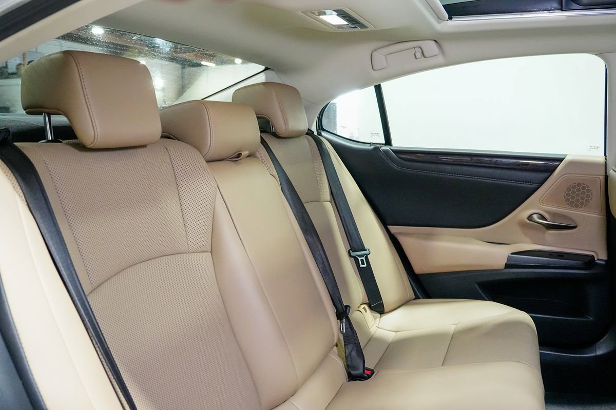 Used 2019 Lexus ES 350 w/ Premium Package FWD image 25