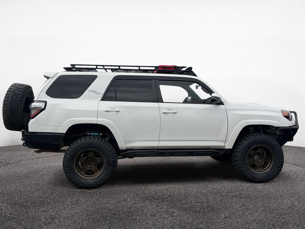 Used 2017 Toyota 4Runner TRD Off-Road Premium image 6