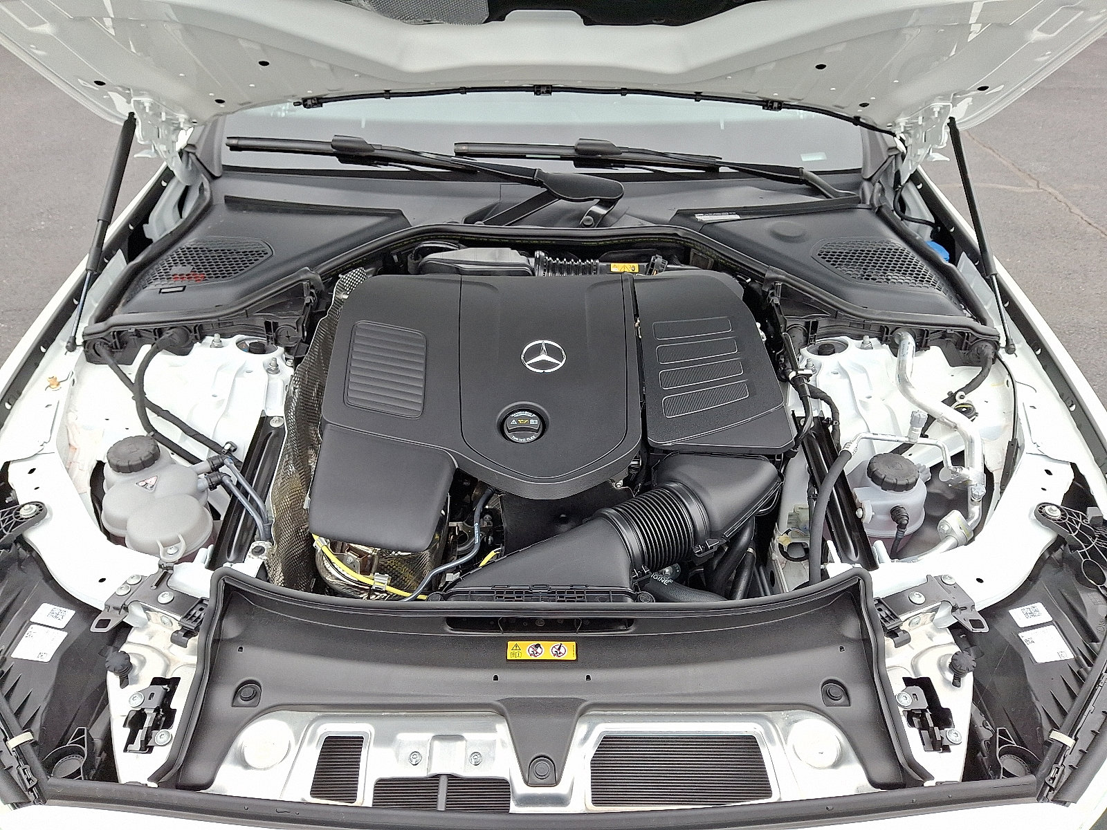 Used 2026 Mercedes-Benz E 350 4MATIC Sedan image 27