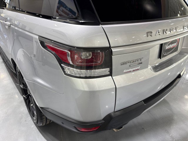Used 2016 Land Rover Range Rover Sport HSE image 41