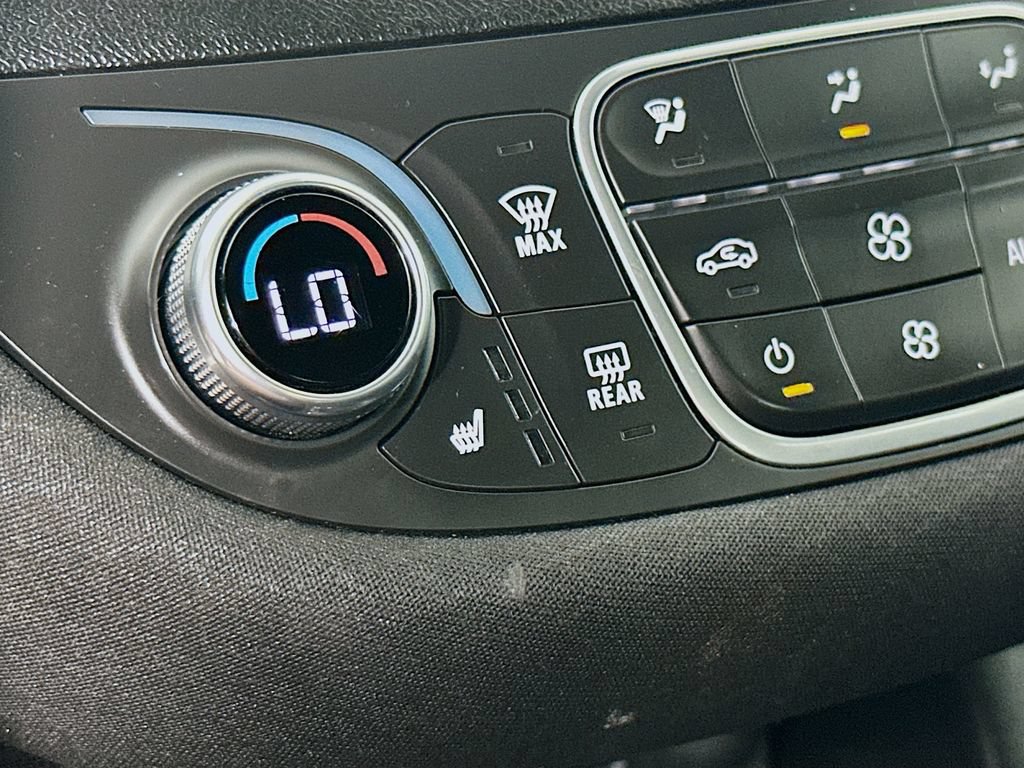 Used 2024 Chevrolet Malibu LT FWD image 27