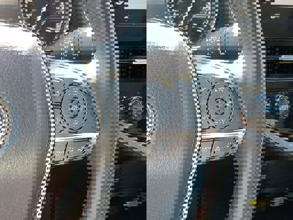 Used 2023 Toyota Camry XLE w/ Navigation Package image 22